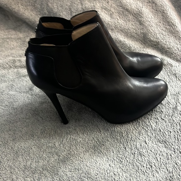 Leather boots - Picture 6 of 9